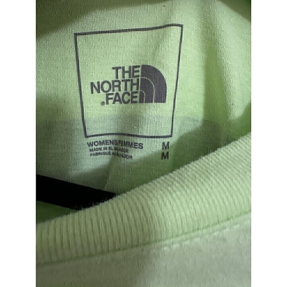 NEW The North Face Tee Size M Womens Short Sleeve Green Tshirt Logo Spellout Top - Picture 3 of 5